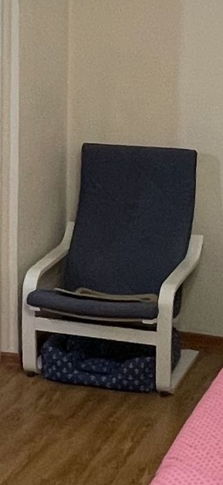 Продам   кресло качалку. Икея