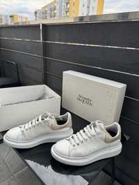 Alexander McQueen White size 41 fit 42