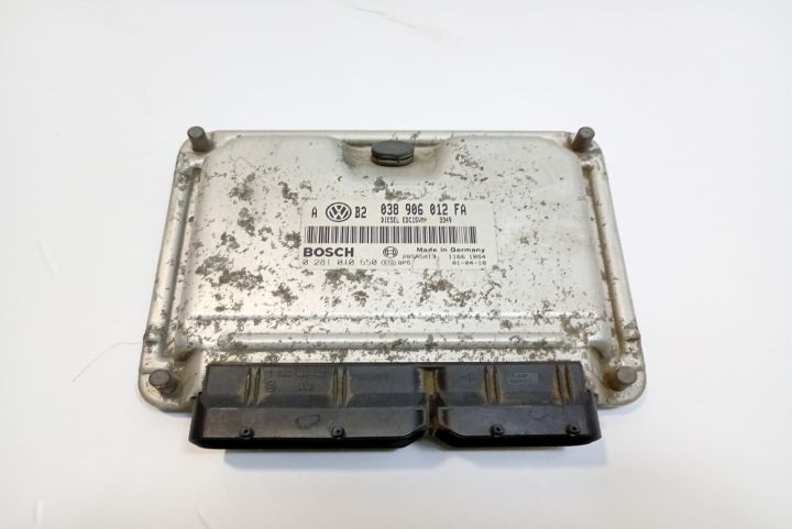 ECU  Calculator Motor 038906012FA Seat Toledo a 2-a generatie seria