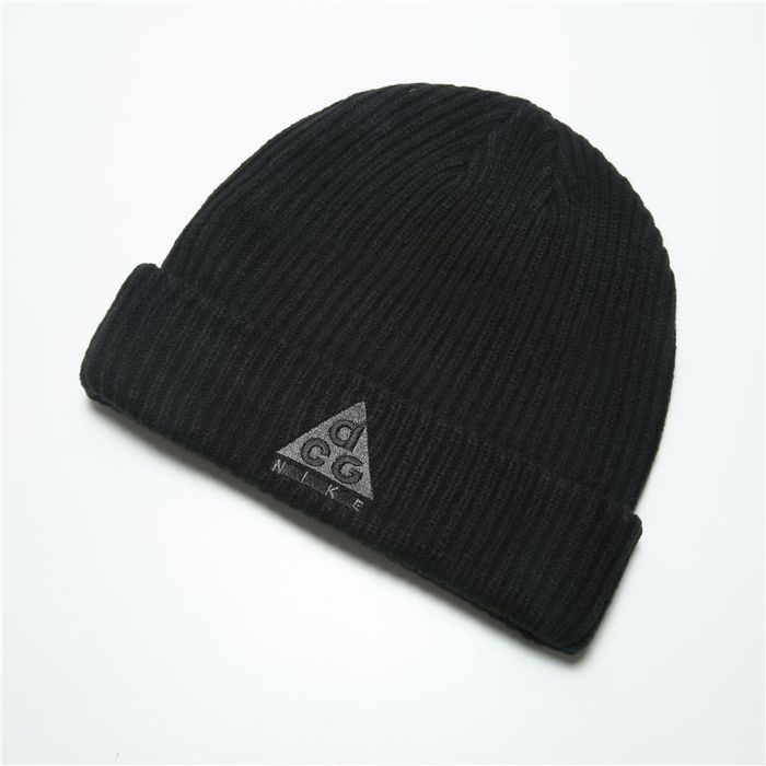 Шапка Nike ACG NRG Cuffed