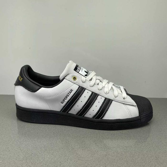 Оригинални  непромукаеми кецове *ADIDAS SUPERSTAR GORE-TEX * EU41 1/3