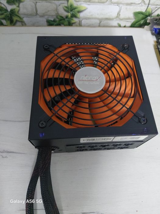 vand sursa semimodulara NitroX 800w 80 plus