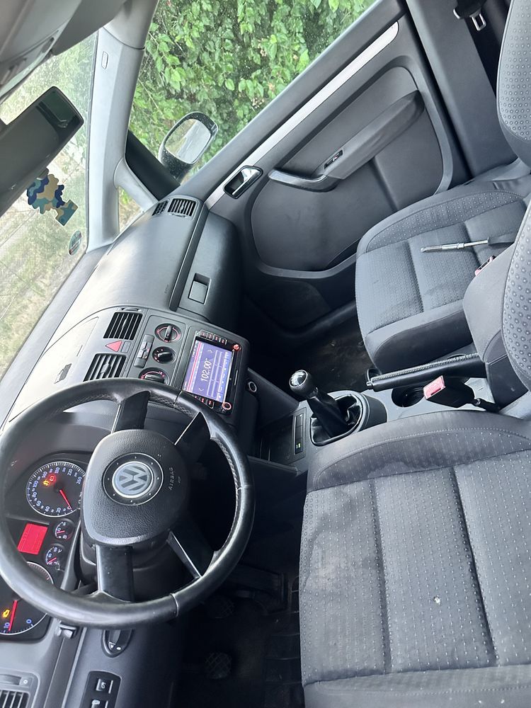 Vw touaran туаран 2.0 140 коня