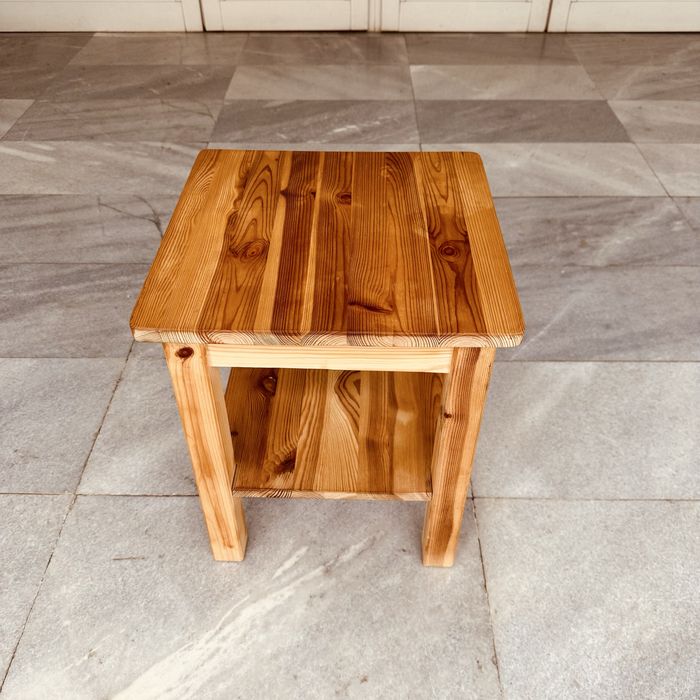 Масичка от масивно дърво, внесена от Швеция