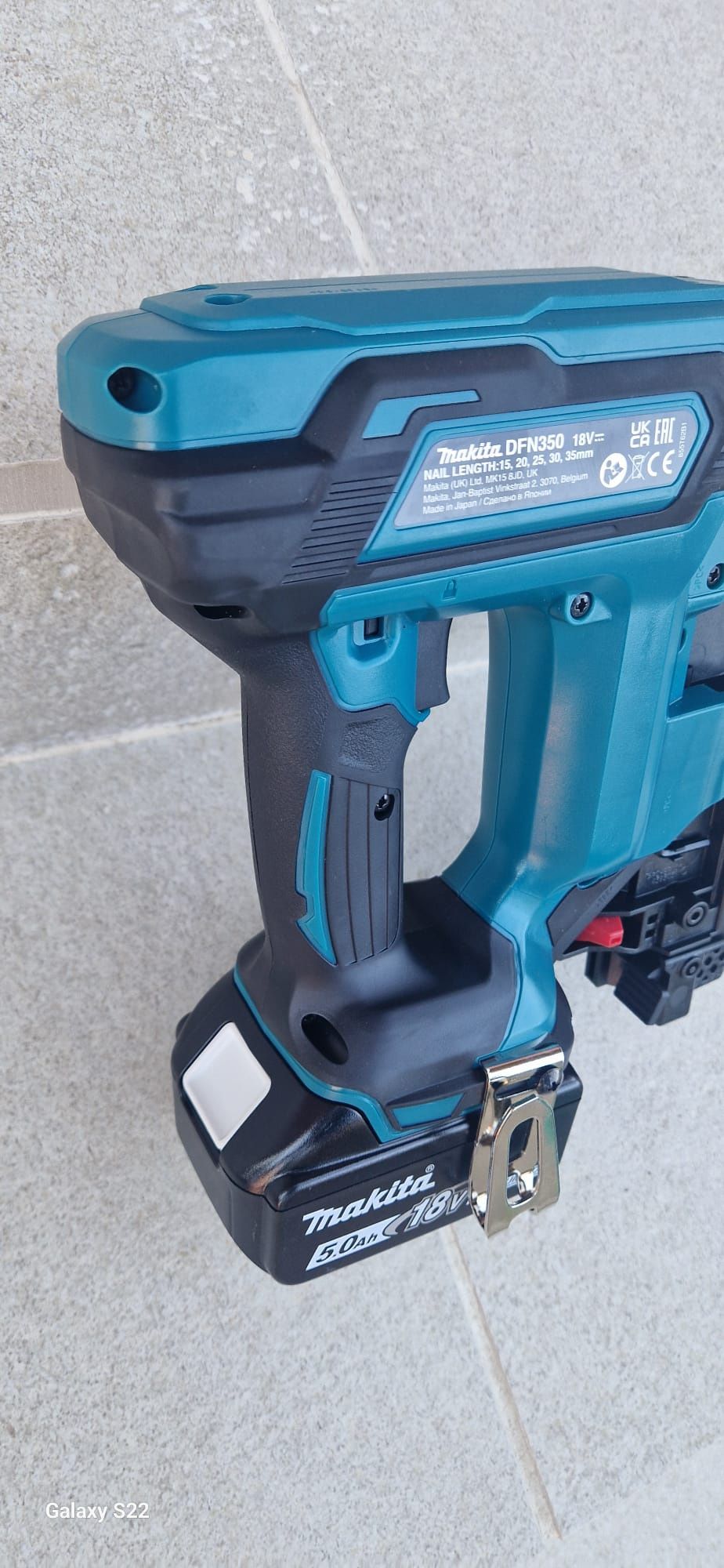 Makita pistol de cuie pe acumulator
