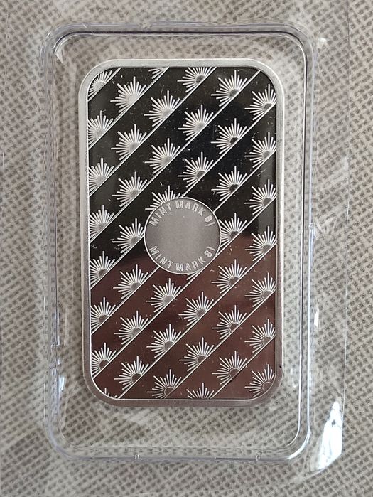 Сребърни кюлчета и монети от 1 тройунция 999 чисто сребро