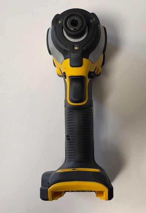 Акумулаторен ударен винтоверт DeWALT DCF850N, Безчетков мотор, НОВ!!!