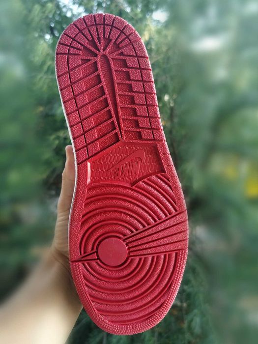 Аdidași originali Nike Jordan 1