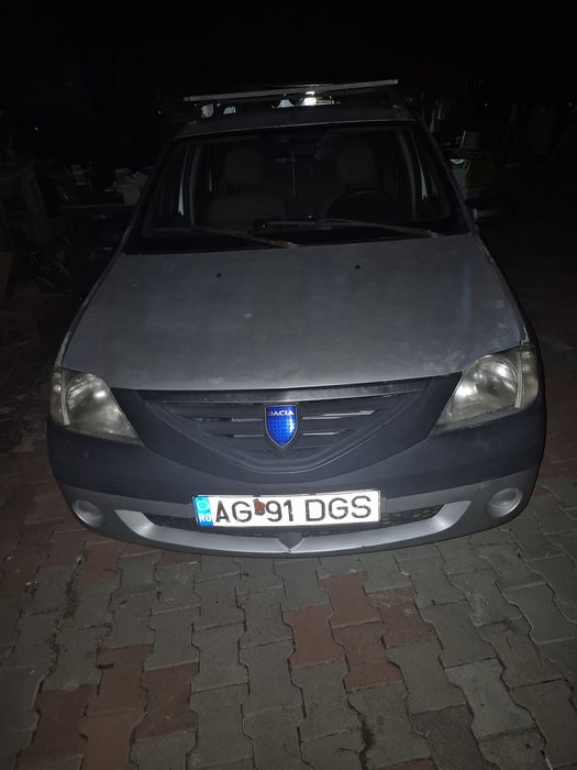 Vând Dacia Logan 1.4