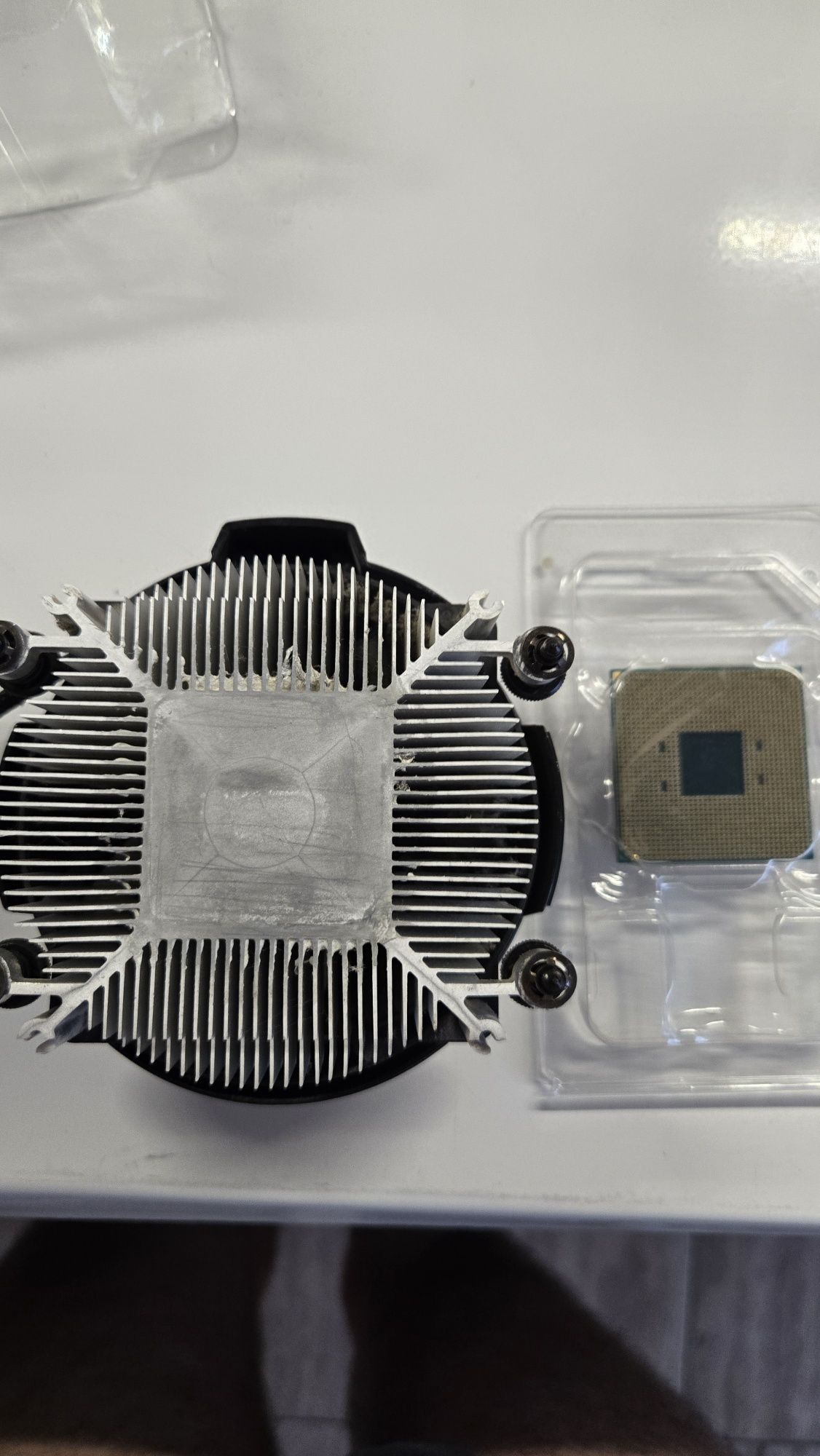 Процесор AMD Ryzen 5 2600