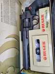 Pistol airsoft foarte puternic din metal