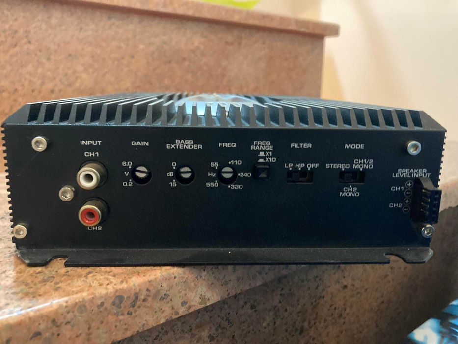 Усилвател Clarion APA 2160