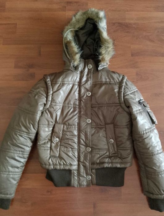 Дамски зимни якета- 6 бр, за 30 лв.