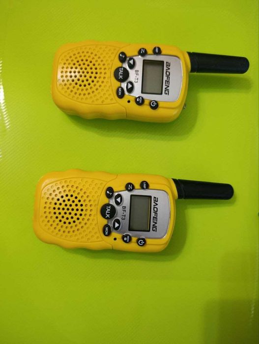 Рации Baofeng BF-T3 (2 шт) б/у — рабочие, яркие, идеальное состояние