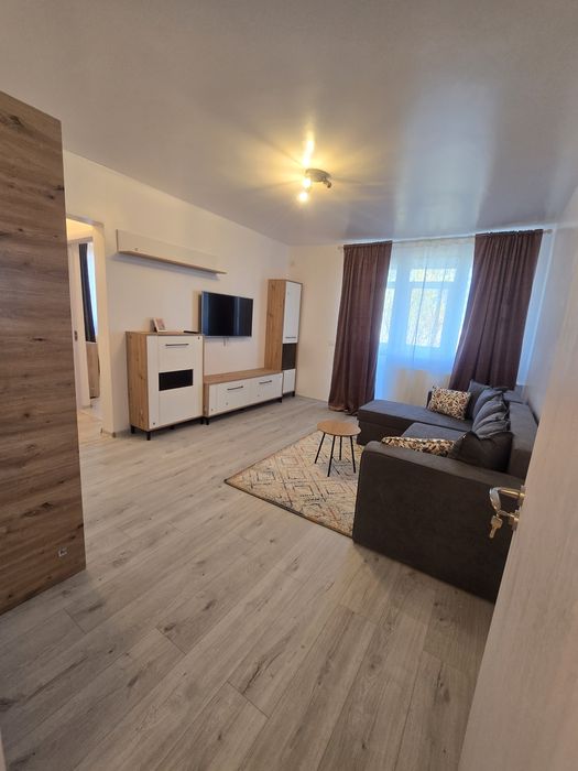 Inchiriez apartament 2 camere Drumul Taberei. Prima inchiriere!
