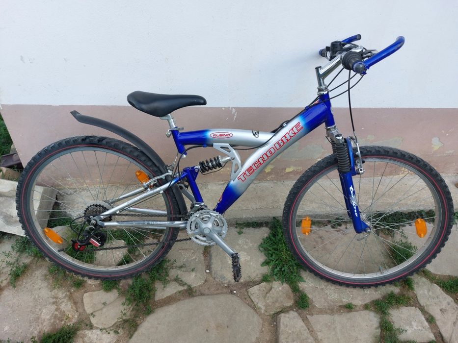 Bicicleta mountain bike