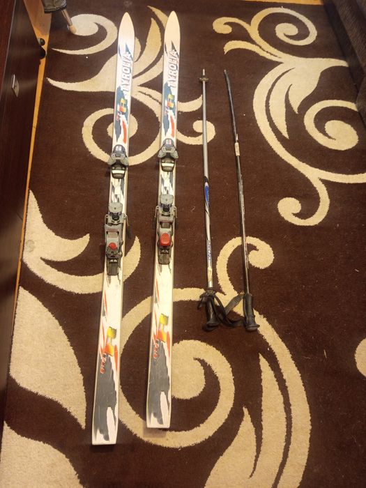 Skiuri tyrolia 195 cm