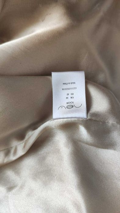 Geaca de piele intoarsa bej pentru femei marimea 42