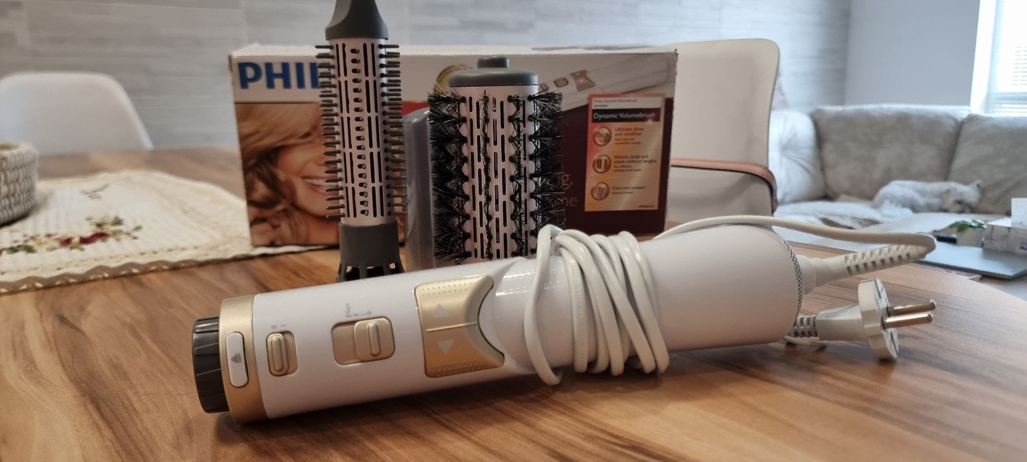 Електрическа четка за изправяне на косата  на Philips