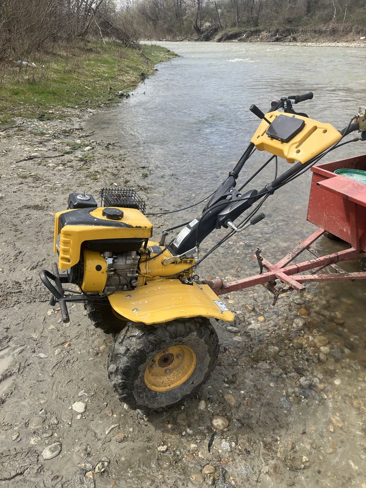 De vanzare motocultor pro garden 7cp