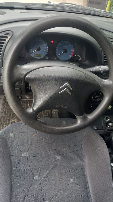 Mașina Citroen  Xsara