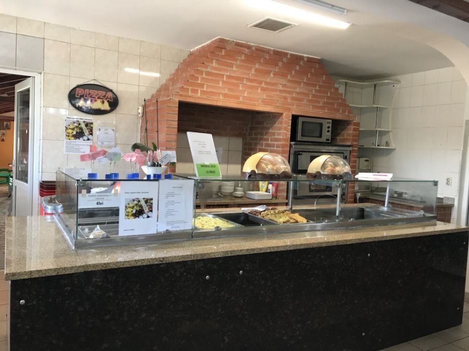 Restaurant - Popas la cheie in Roznov