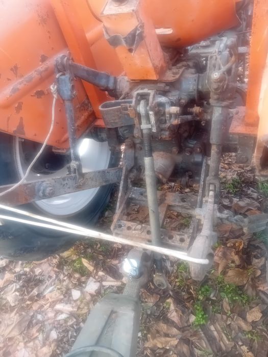 Vând tractor fiat 500 50