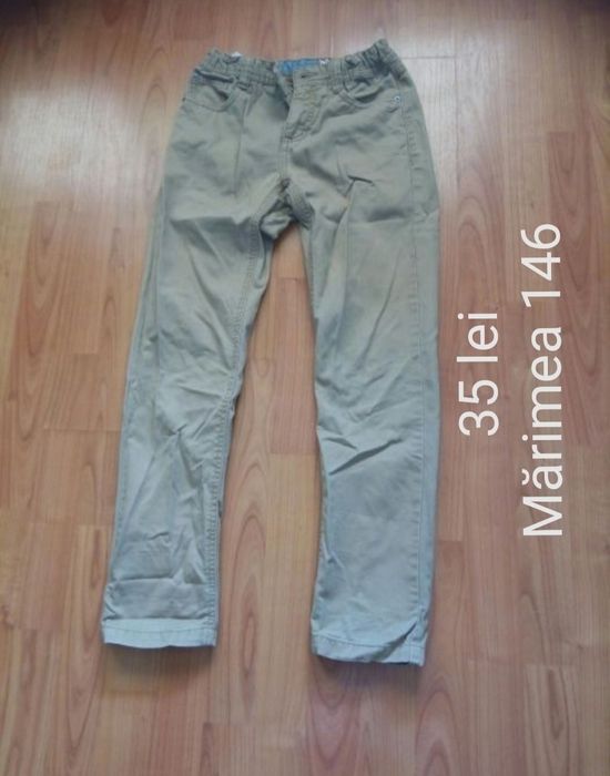 Pantaloni copii mărimea 146