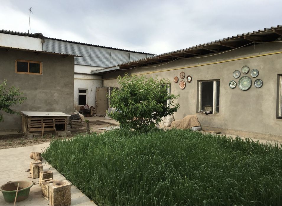 Абу Сахий, Бек Топи (18,2-соток) Нежилое Помещение Срочно