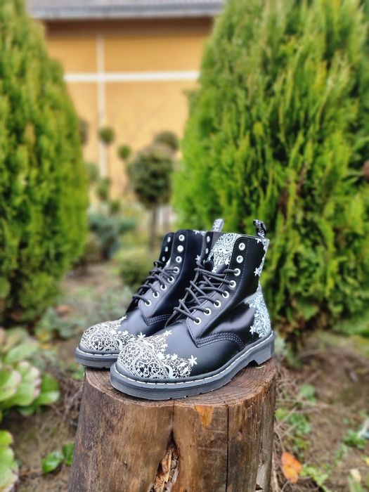 Ghete Dr. Martens Pascal Lace