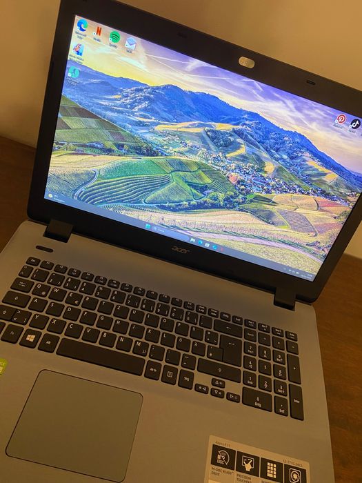 Laptop ACER Aspire 17
