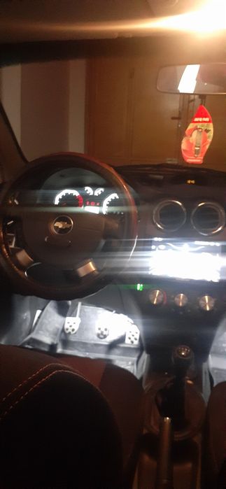 Продам машину  состояние отличное