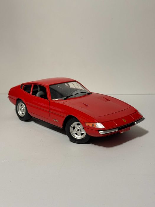 Ferrari 365 GTB/4 Daytona (1969) Giodi Techno Scara 1/18