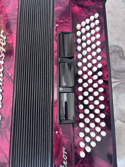 Acordeon  Weltmeister Meteor folosit o data