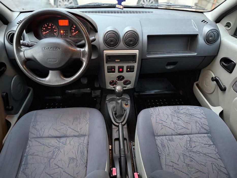 Dacia Logan 1.4 MPI 47.457 km Proprietar