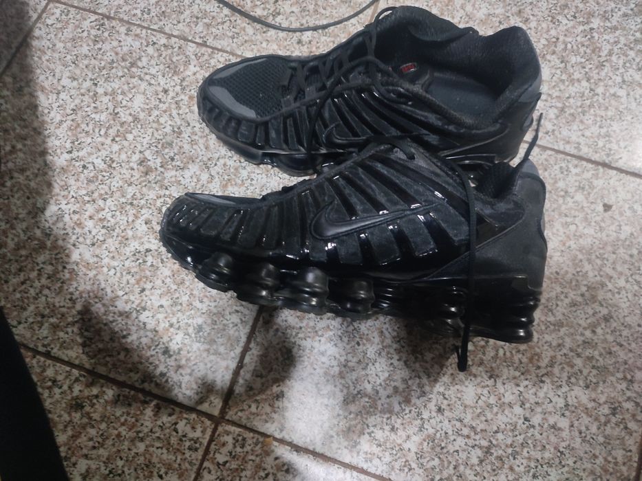 Nike shox barbatesti 43