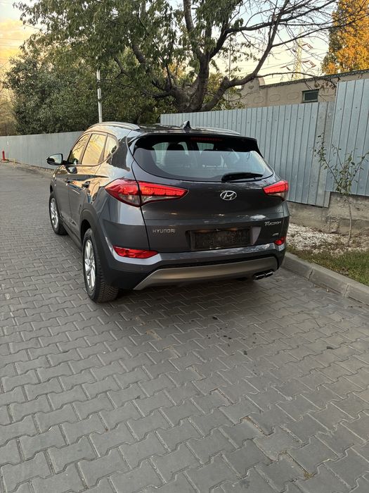Hyundai tucson 4x4 2.0 diesel 136 cp E6 fara ad blue