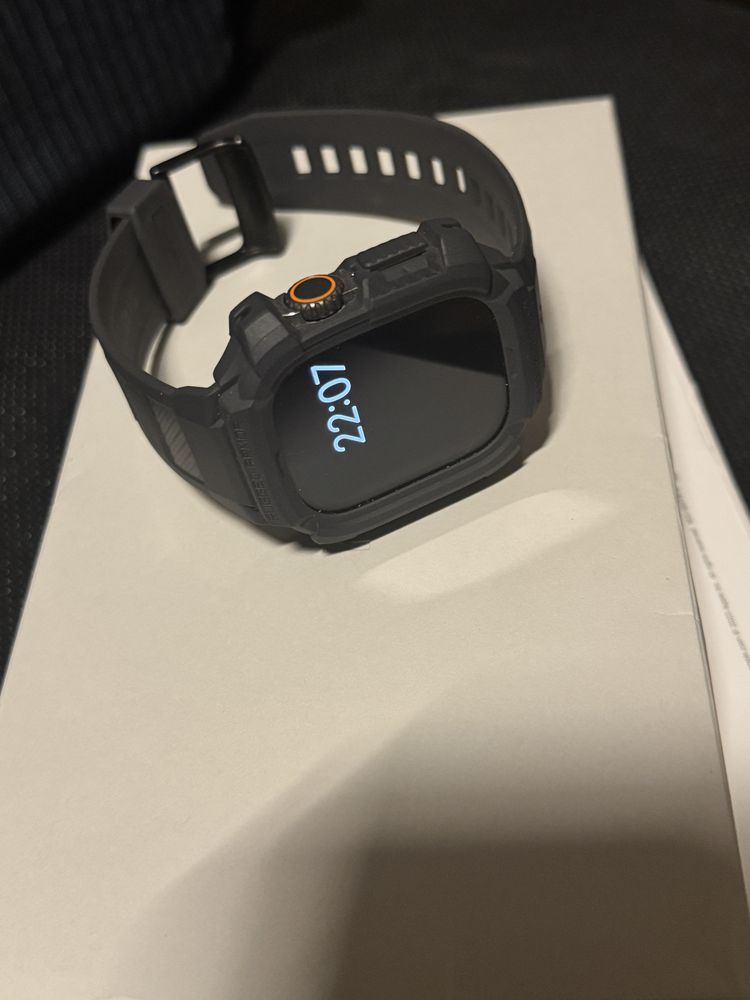 Противоударен кейс SpyGen + метална каишка за Apple Watch Ultra 2