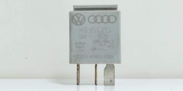 Releu  1K0951253 Volkswagen VW Polo  seria