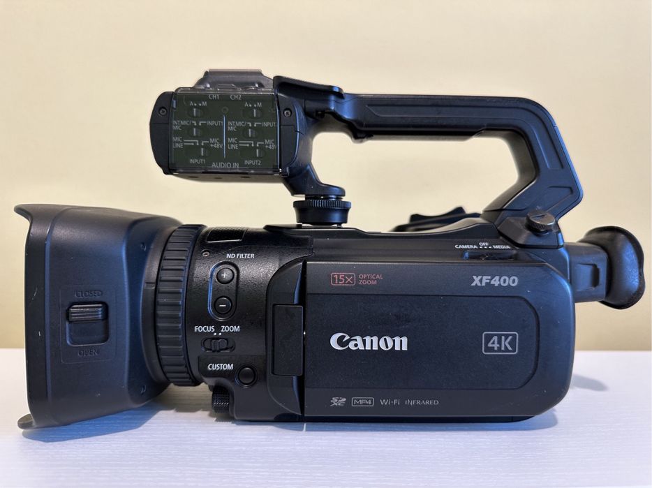 Camera video 4K profesionala - Canon XF400