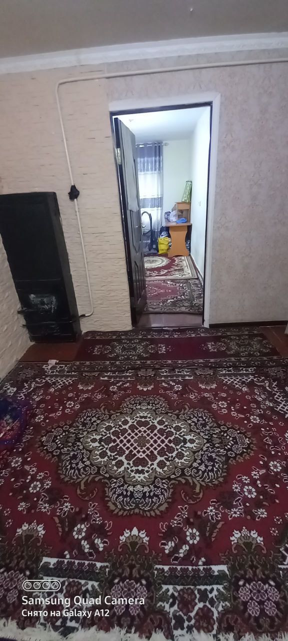 Квартира сотилади аранча камбатга якин