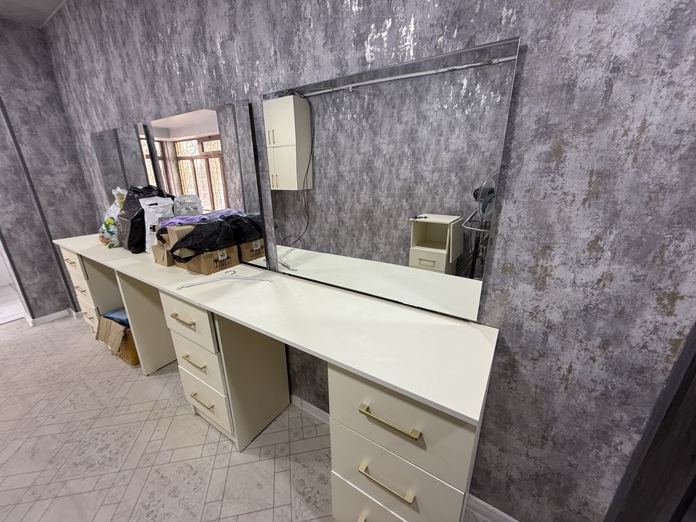 salon uchin mebellar sotiladu