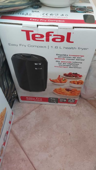 Уред за готвене с горещ въздух EASY FRY COMPACT 1.6 L