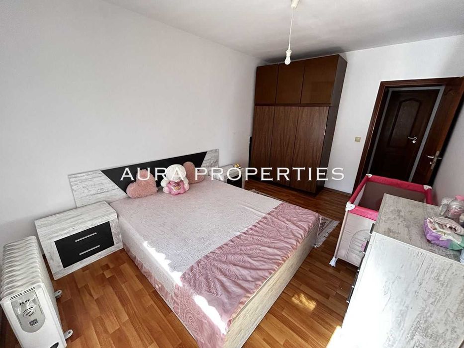 Дава се под наем Тристаен апартамент в Разград, Освобождение - 85 кв.м за 357 € - Снимка #1