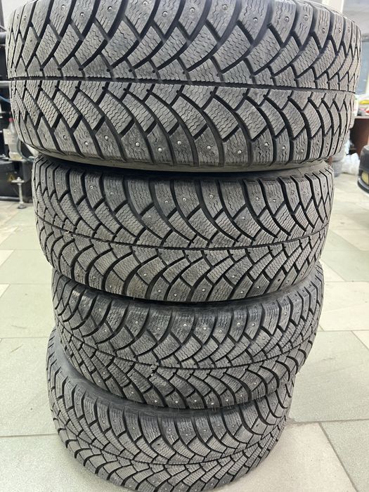 Продам комплект 205/55 16 BF GOODRICH