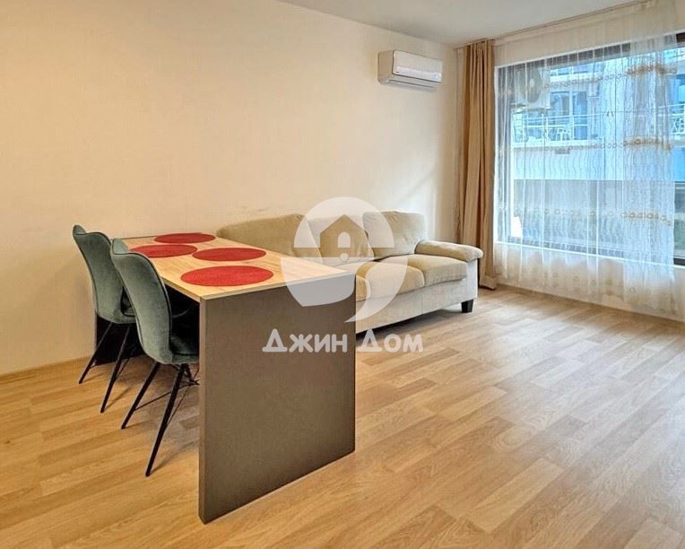 Продава се Двустаен апартамент в Бургас, Сарафово - 58 кв.м за 1266 €/кв.м - Снимка #2