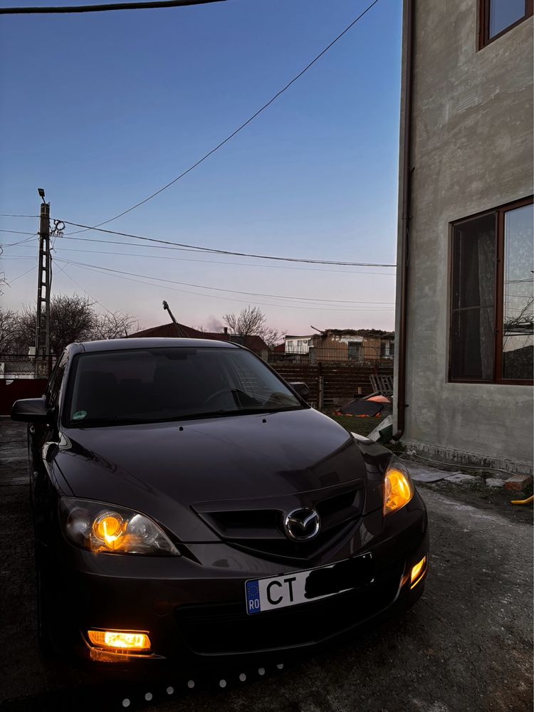 Mazda 3 Kintaro.