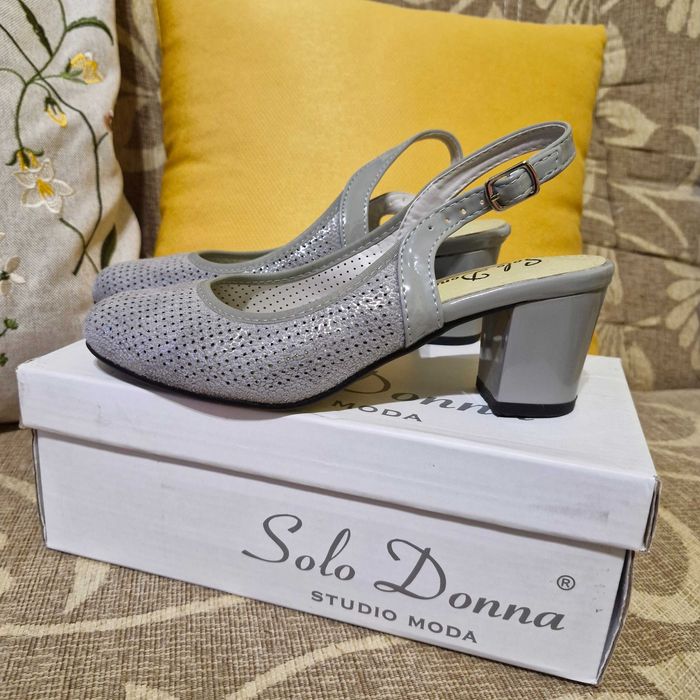 Pantofi din piele marimea 35