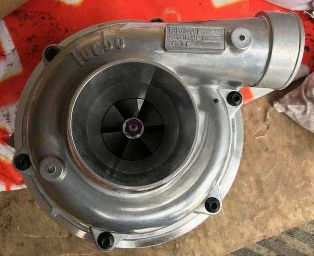 Турбина турбокомпрессор на спецтехнику CAt JCB Doosan Hyundai