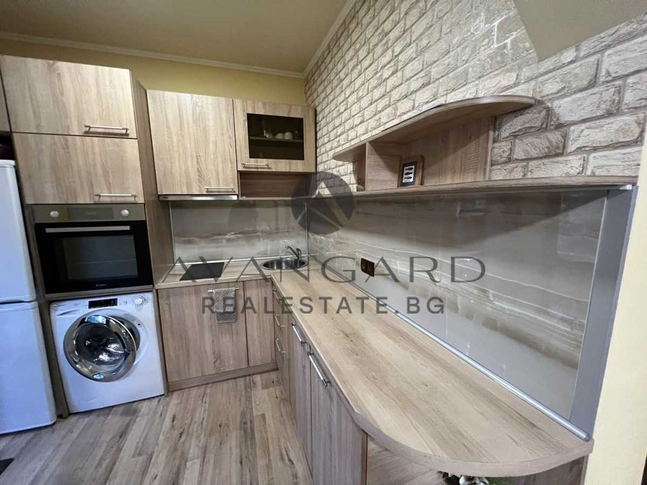 Продава се Двустаен апартамент в Пловдив, Съдийски - 53 кв.м за 2038 €/кв.м - Снимка #3